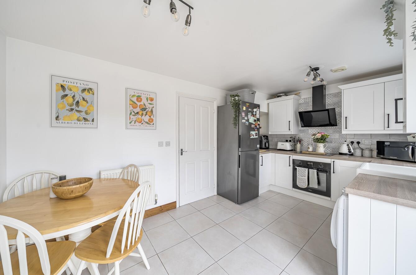 Ty Canol, Carway, Kidwelly, SA17 4HZ